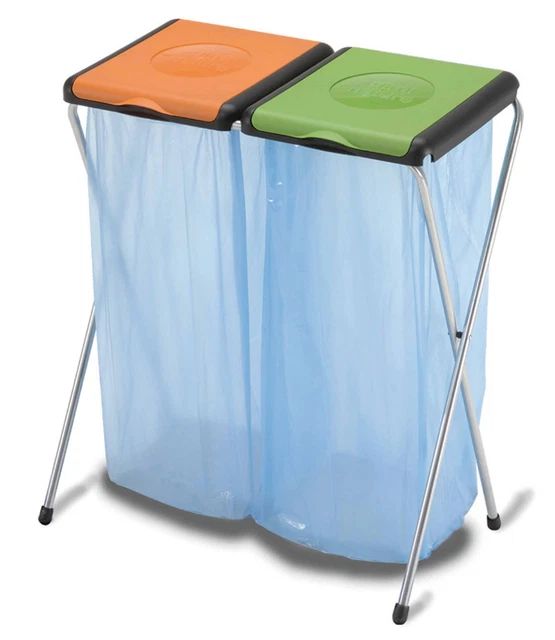 Pattumiere e bidoni della spazzatura di plastica per il garage