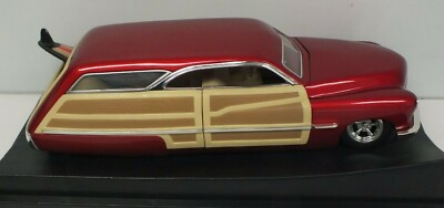 1/18 1950 Mercury woodie, red , in the box, the box may or