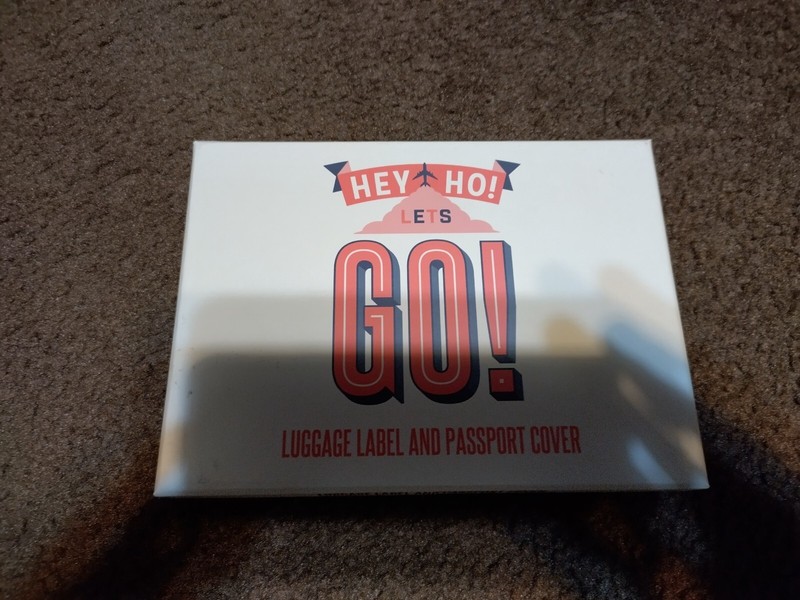 hey ho let's go passport holder and luggage tag set - new in box
