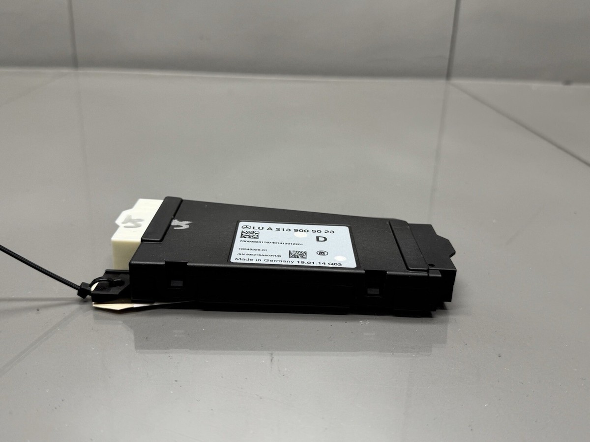 Mercedes-Benz E W213 Ignition Lock Control Unit A2139005023 for