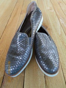 johnston and murphy paulette