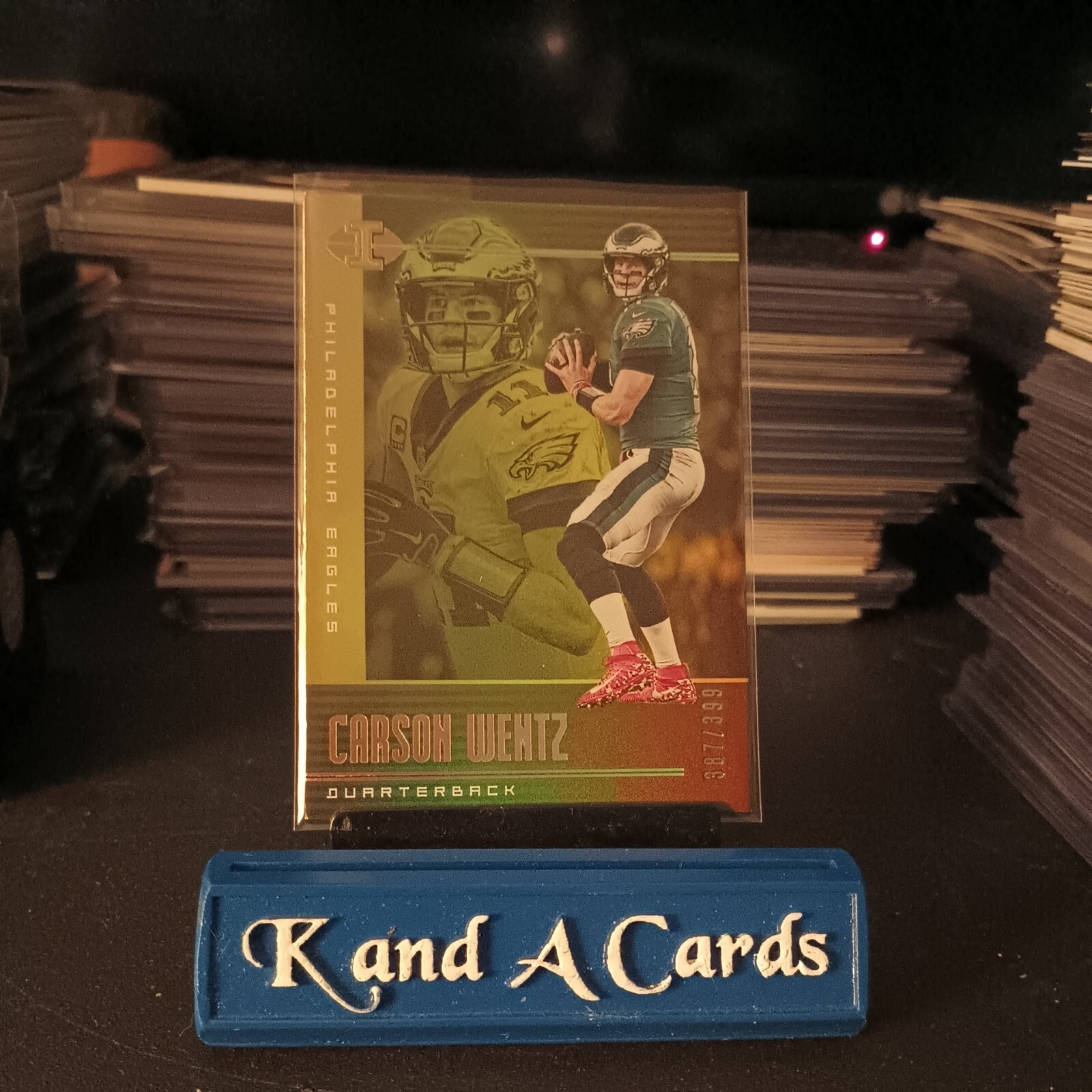 2019 Panini Illusions Trophy Gold SP /399 Carson Wentz Eagles/Commanders 