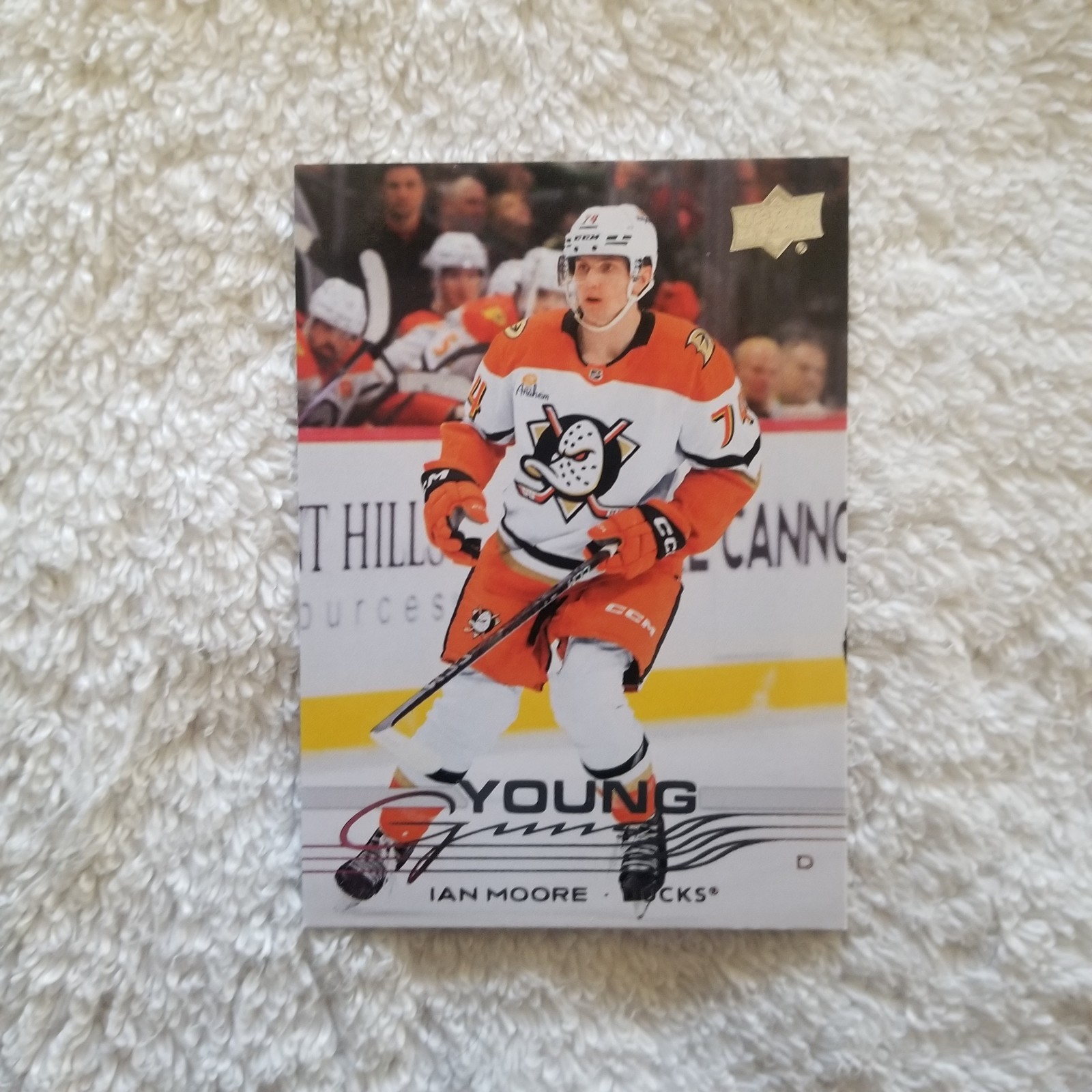 2025-26 Upper Deck Series 1 - Young Guns Ian Moore #232 (RC)