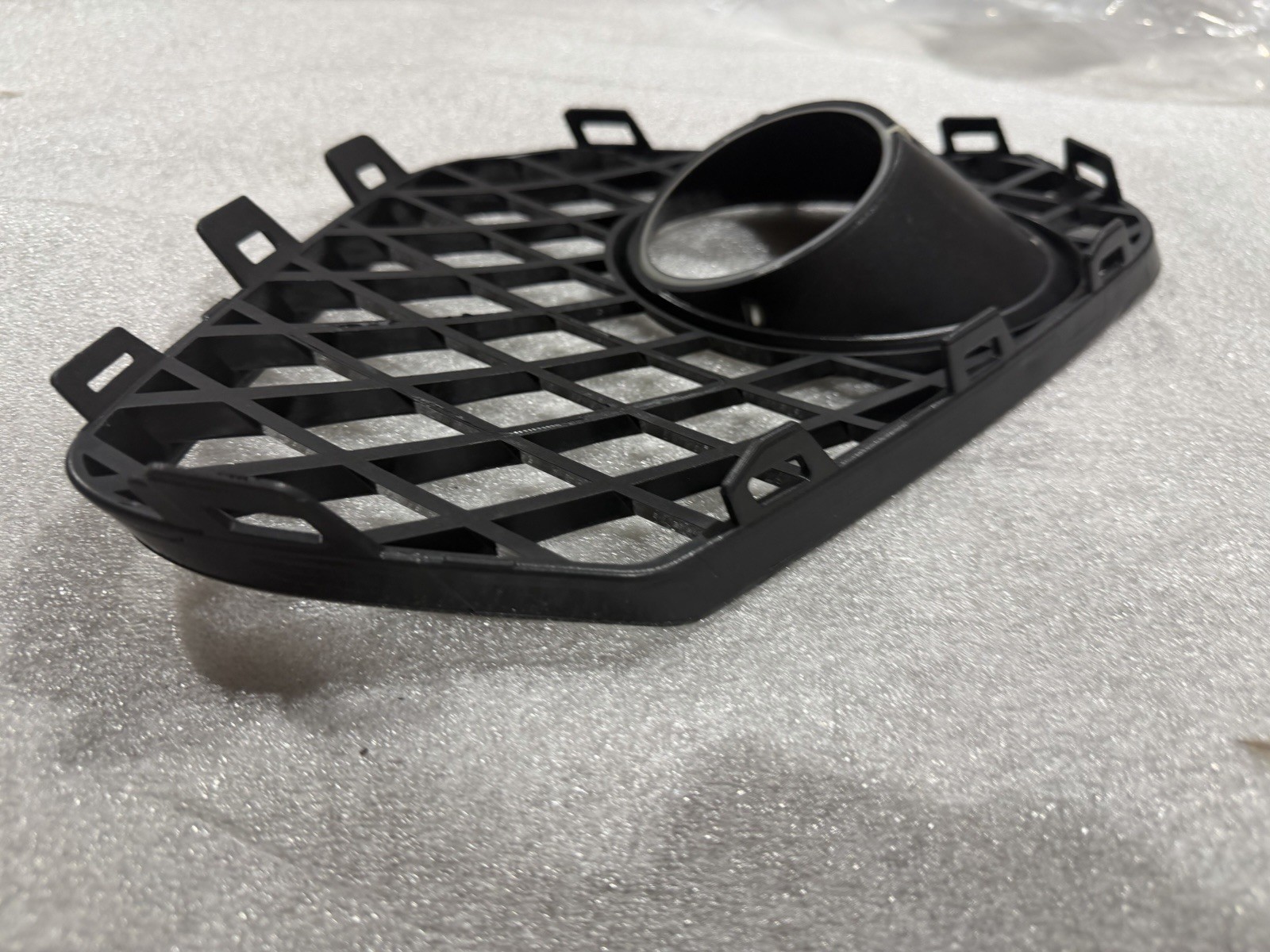 2019-2022 Bentley Continental GT GTC Front Bumper Lower Grille Left Side Black