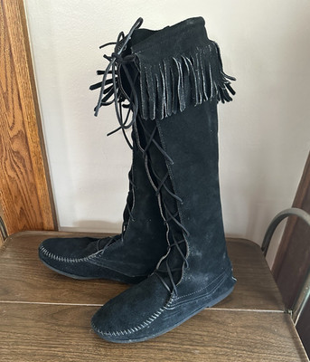 MINNETONKA 1429 Black Suede Knee High Lace-up Fringe Moccasins Tall Boots -Sz 10