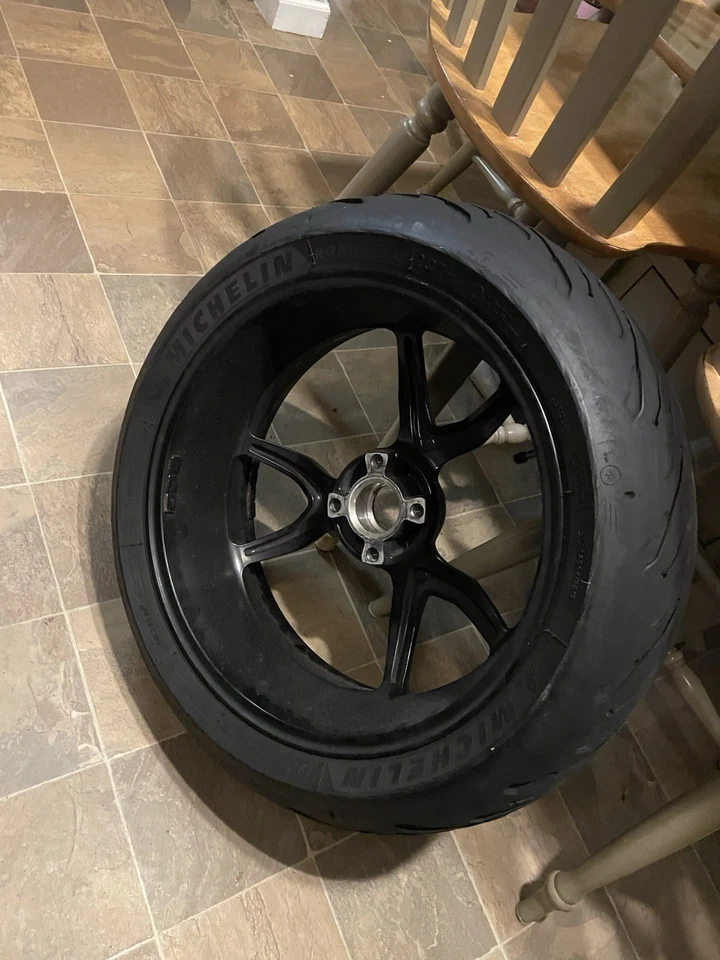 Rueda trasera Ducati Multistrada 1200 2015-2017 50211742AA Foto 2 de 2