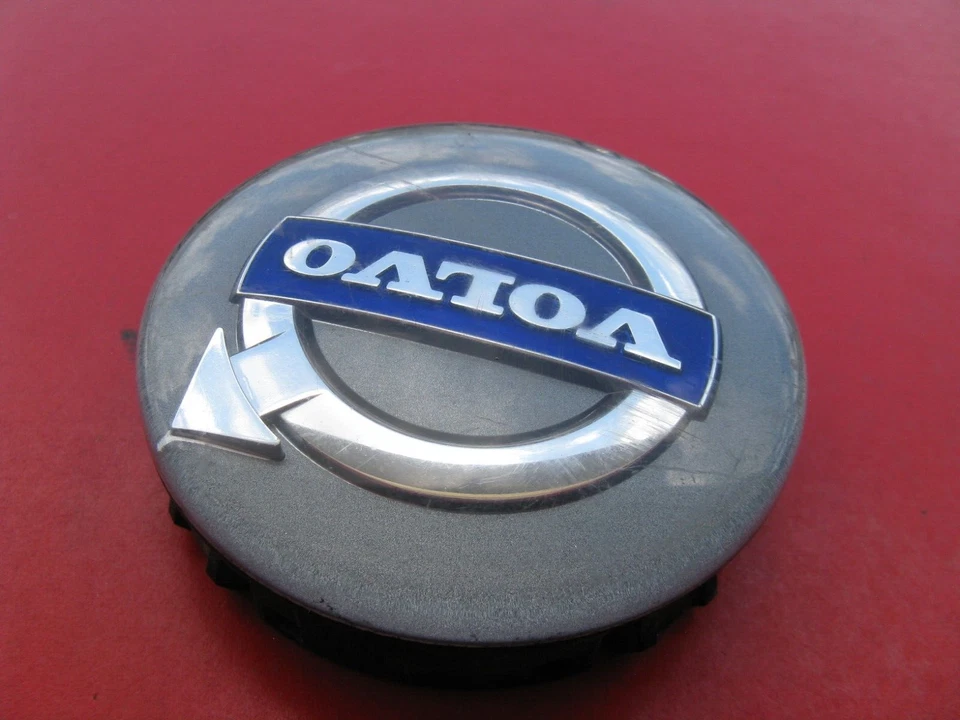 VOLVO C30 C70 S40 S60 S80 V40 4 WHEEL RIM HUB CAP HUBCAP CENTER COVER USED #300 - Image 3 of 4