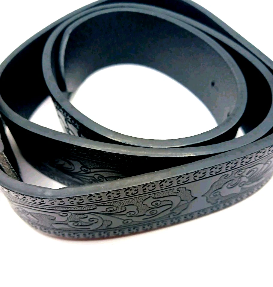 Western  Womens Black Leather  Belt Waist Size 29 To 34 +Silver Tone Buckle New  - Image 4 of 4