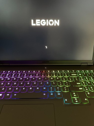Lenovo legion 7i 16ITHg6 i9-11980HK 32 GB DDR4 2 TB PCIe SSD RTX 3080 16.0"