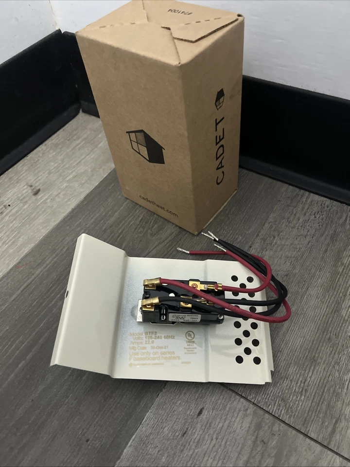 Termostato Zócalo Incorporado Doble Polo Serie F Cadet (Modelo: BTF2W, Parte: 08 Foto 2 de 3