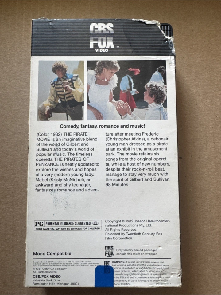 The Pirate Movie (VHS, 1982/1984) CBS FOX Kristy McNichol Christopher Atkins Foto 2 de 4