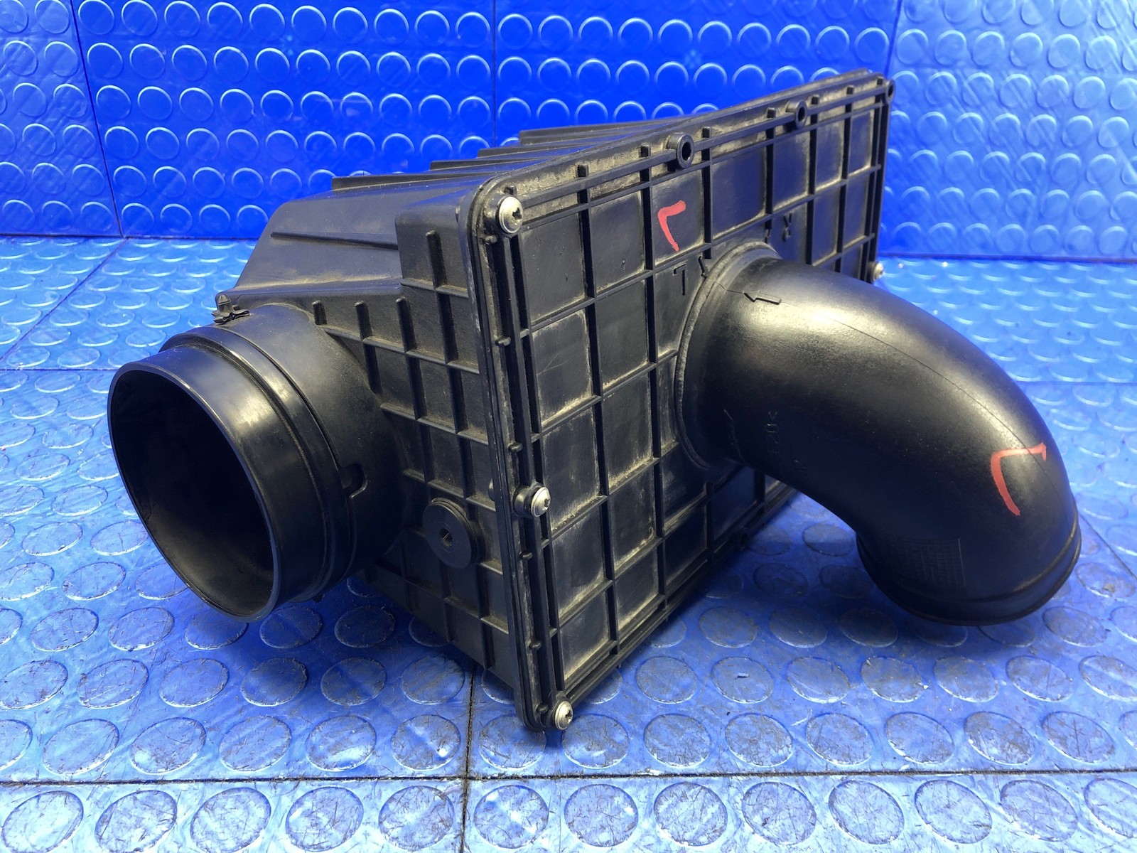 2016-2021 MCLAREN 570S LEFT SIDE AIR INTAKE CLEANER FILTER BOX HOUSING 11F087502