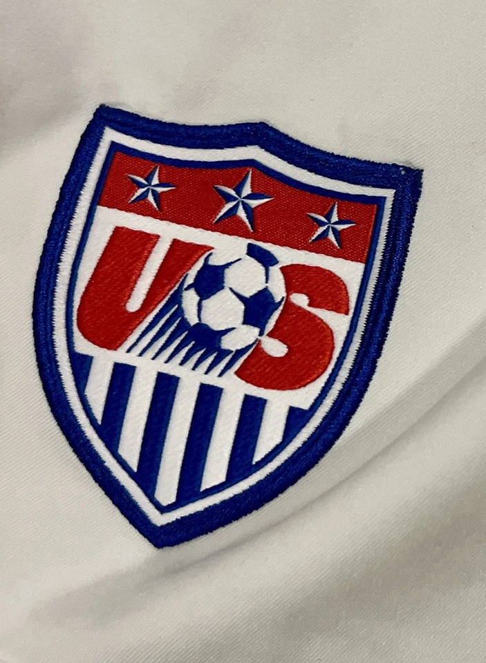 PANTALONES CORTOS DE FÚTBOL OFICIALES Nike DRI FIT EE. UU. Usados - Excelente Estado Talla M Foto 2 de 3