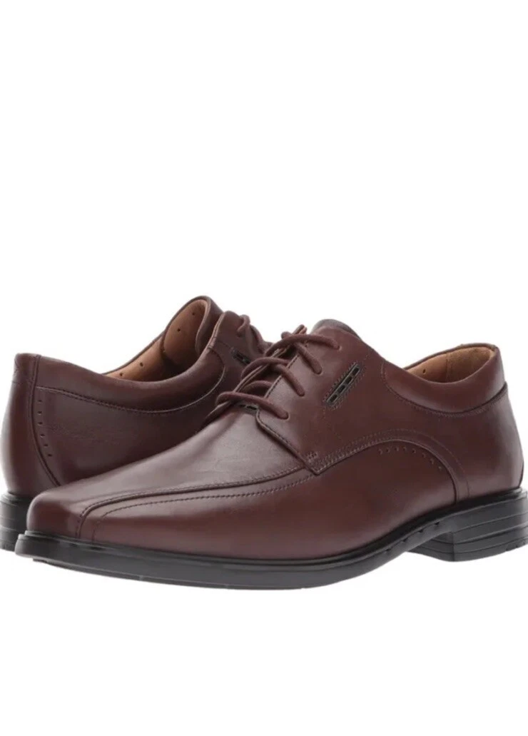 Scarpe formali Clarks Unkenneth Way da uomo marroni in pelle UK 12 G EU 47