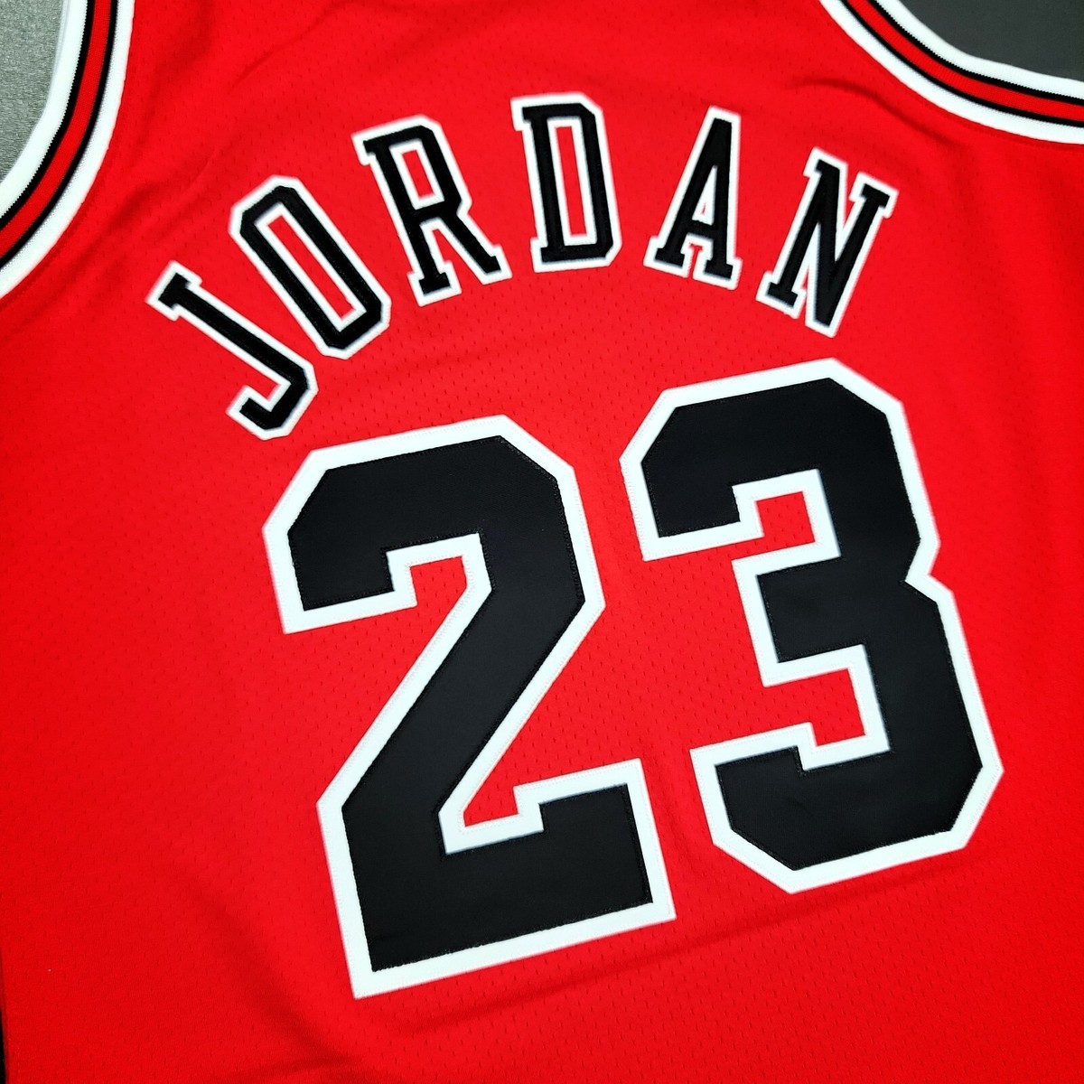 100% Authentic Michael Jordan Mitchell Ness 97 98 Finals Bulls