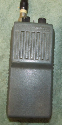 Maxon Handheld VHF Transceiver Walkie Talkie CS-0510