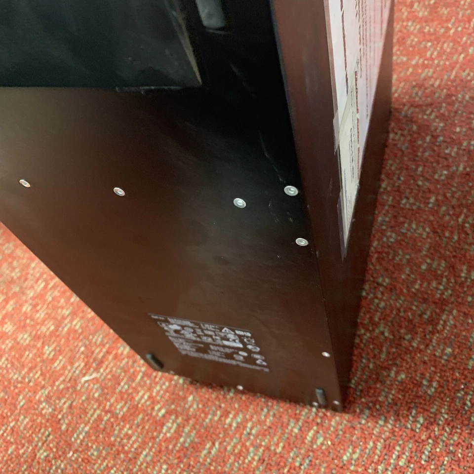 Dell, P/N D09M001 8gb Ram For Parts Or Repair Specs Unkown Missing Face - Image 3 of 4