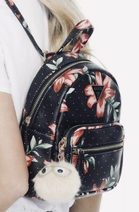guess backpack keychain
