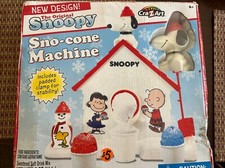 Original Vintage Snoopy Sno-Cone Machine Hasbro 2016, Opened Box