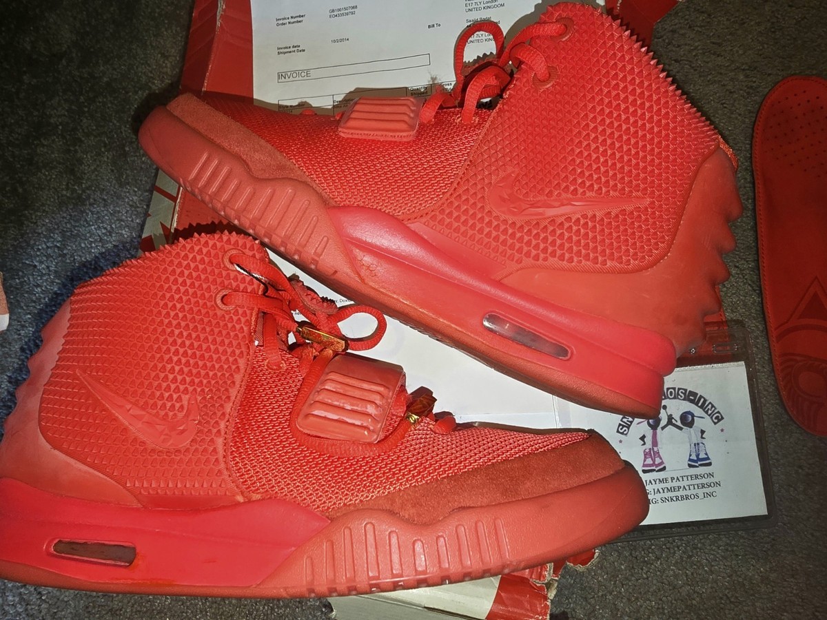 nike air yeezy 2 red october price in india