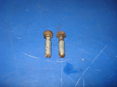 Triumph T100R T C S 500 Screwed Pegs X 2 1968 F6672