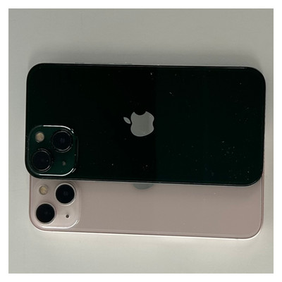 Apple iPhone 13 128GB/256GB 5G - Midnight Black, Pink - Unlocked, Free Ship