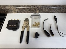 A/B COAX F Coaxial Button Switch CATV UHF With Adaptors And Crimping Tool