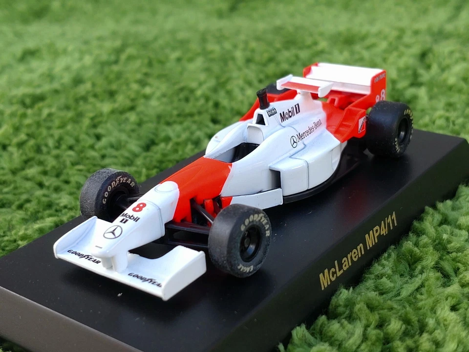McLaren Mercedes Benz / MP4/11 / 1996 N8 D.Coulthird / 1/64 压铸汽车 / Kyosho — 第 3/4 张图片