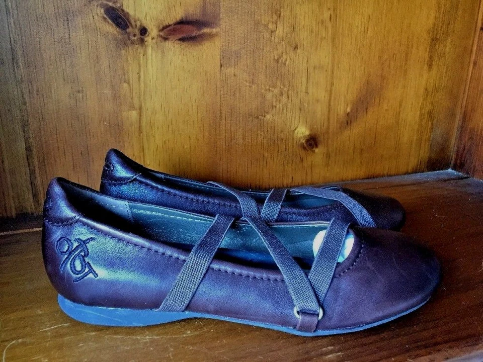 Zapatos planos de ballet Mary Janes de cuero marrón oscuro Park City OTBT para mujer talla 6 Foto 3 de 4