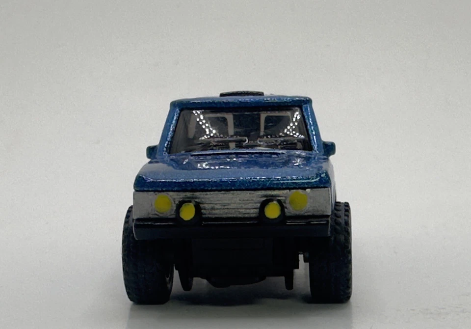 Hot Wheels Custom Range Rover Classic Azul Metálico Real Riders 1/64 Con Estuche Foto 3 de 4