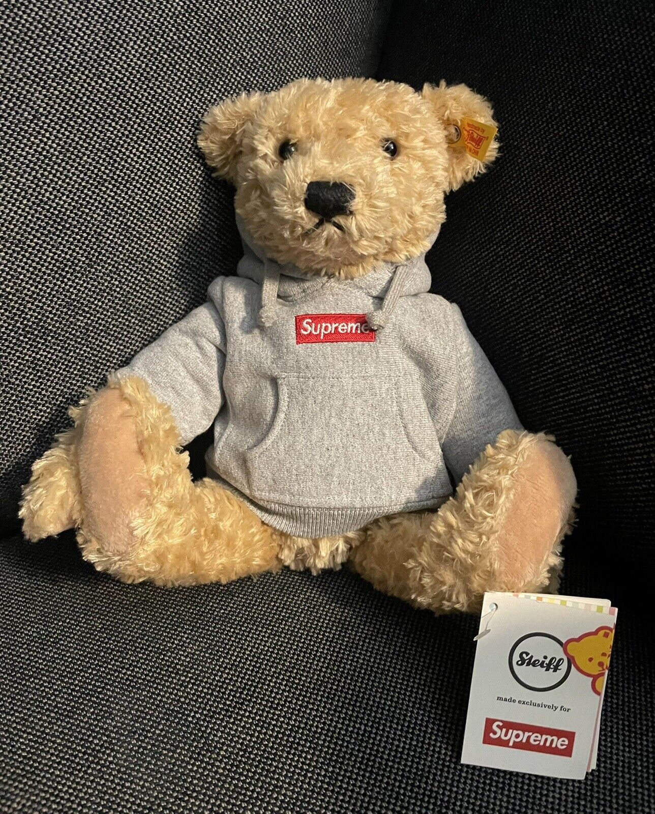 Supreme Steiff Teddy Bear box logo hoodie for Sale in Chino Hills, CA -  OfferUp