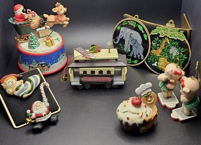 Vintage 9pc Lot Christmas Ornaments/Decor- Assorted Brands & Styles Unique Finds