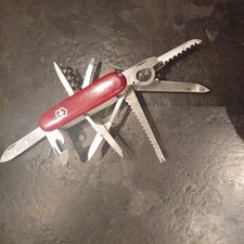 Schweizer VICTORINOX OFFICIER SUISSE Klapp Taschenmesser CyberTool 14 Funktionen