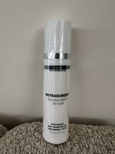 DMK Nutrascreen spf30 Water Resistant