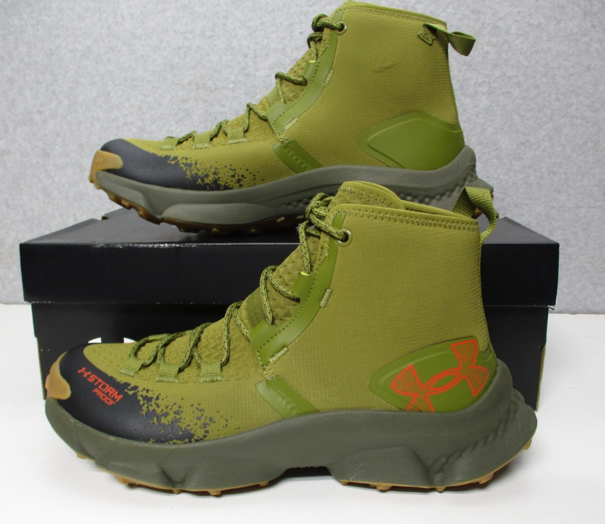 Under Armour Dark Green Hiking Boots Under Armour Ua Verge 2.0 Mid Gore-tex — CampSaver main image 2