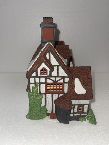 DEPT 56 DICKENS VILLAGE "ASHBURY INN" #5555-7 BRAND NEW - Picture 5 of 8