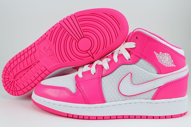 neon pink retro jordans