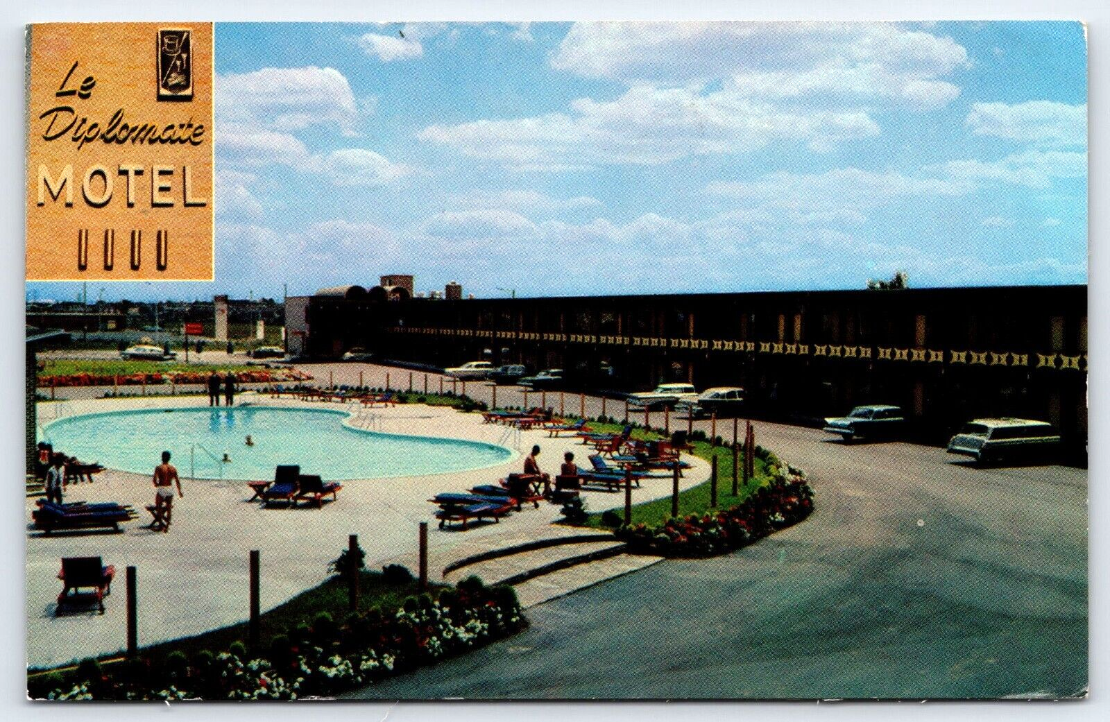 Postcard Montreal Quebec Le Diplomate Hotel Swimming Pool People Cars 1963