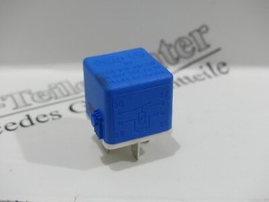 Mercedes W210 CLK W208 W209 W203 W220 SLK R170 SL Schaltrelais Relais 0025422519