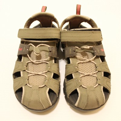 teva forebay sandals