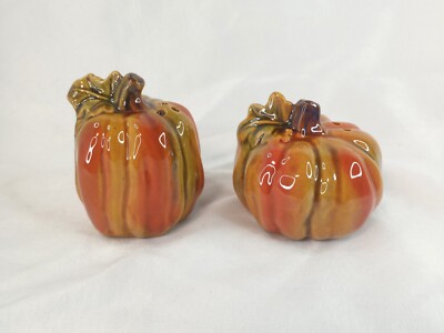 Orange Fall Short And Tall Pumpkin Salt Pepper Shakers Halloween Leaves Stem