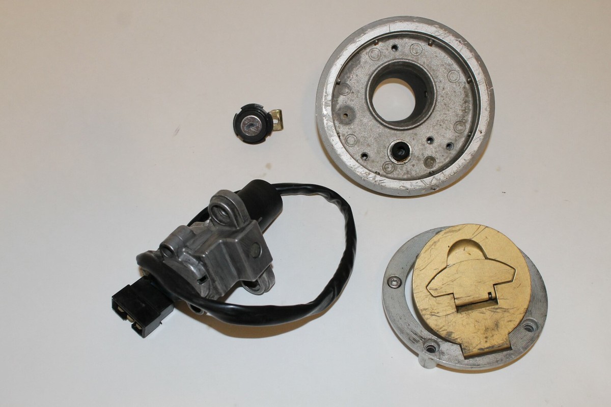 2005 Ducati 800 SS Super Sport Ignition Lock Set & Gas Cap Truck