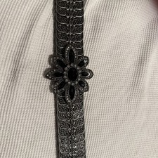 Vintage Metal Stretch Belt w/Rhinestone and Black Beads Set in a Metal Medallion