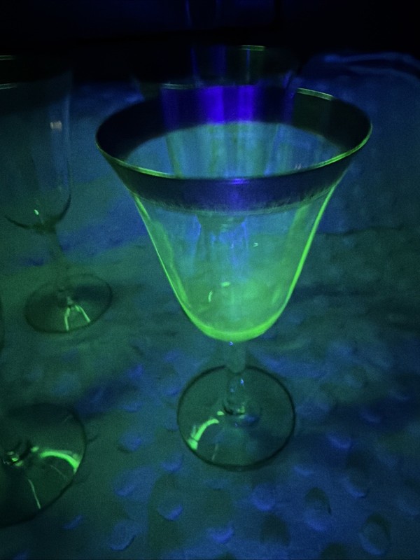 4 Vintage Tifton Depression Era Uranium Glass Sherry Glow Blacklight Gold Rim