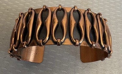 Vintage Signed Renoir Copper Cuff Bracelet MCM Applied Design 15/16'' Wide