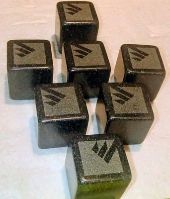 Whiskey Stones Ice Cube Rocks-Set of 7 engraved Reusable Whisky /wine 