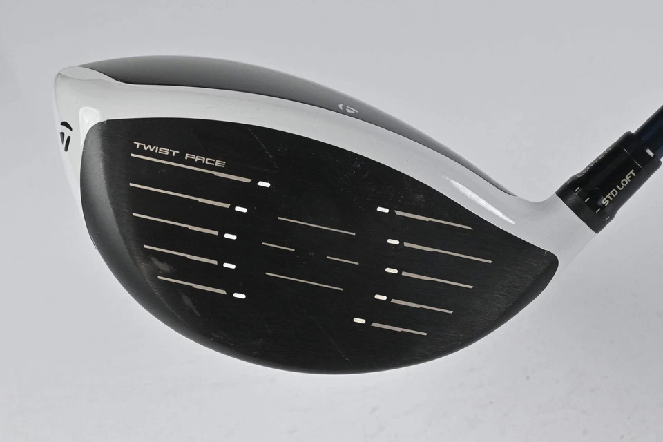 Taylormade SIM2 Max Driver / 12 Degree / Regular Flex Fujikura Ventus Blue 5 - Image 4 of 4