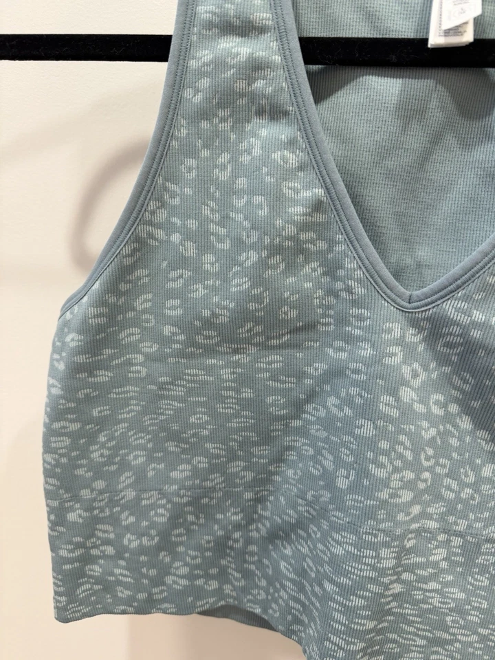 Tanque ATHLETA Aurora sem costura costela grande - Imagem 3 de 4