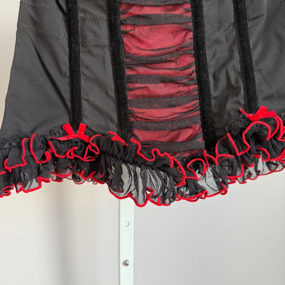 Coqueta Talla M Negro Rojo Malla Corsé Bustier Gótico Bruja Capricho Foto 4 de 4