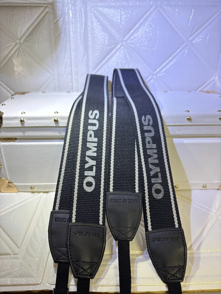 🚀🎁《近乎完好》两款奥林巴斯表带适用于胶片相机单反相机 OM-1 OM-2 OM-3 OM-4 日本✈✈ — 第 2/4 张图片